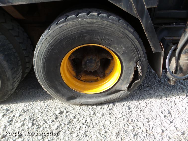 image for item DX9726 Hendrickson 30-DH crane