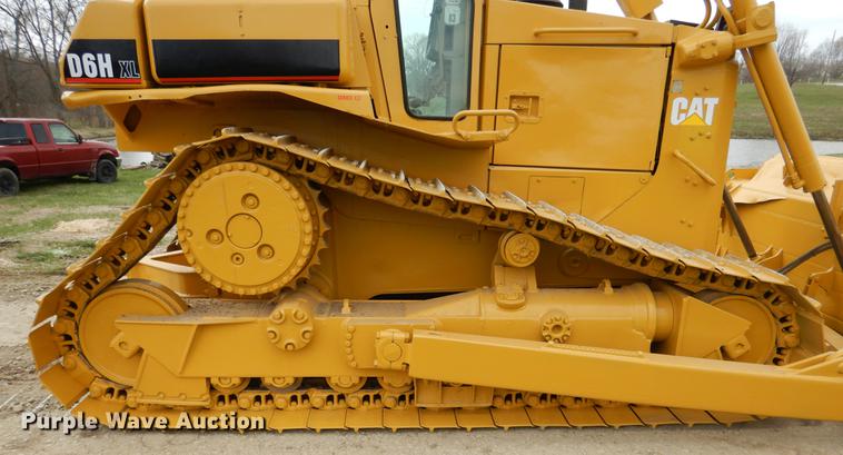 image for item DY9805 1994 Caterpillar D6H XL Series II dozer