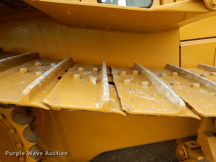 image for item DY9805 1994 Caterpillar D6H XL Series II dozer
