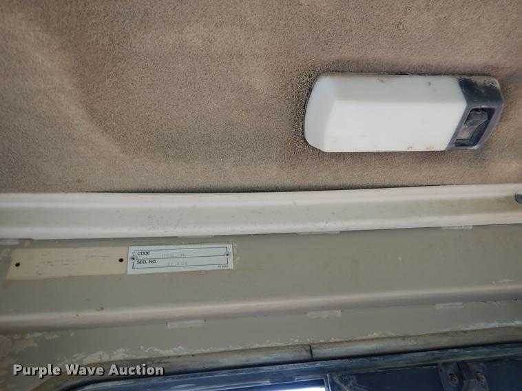 image for item DY9805 1994 Caterpillar D6H XL Series II dozer