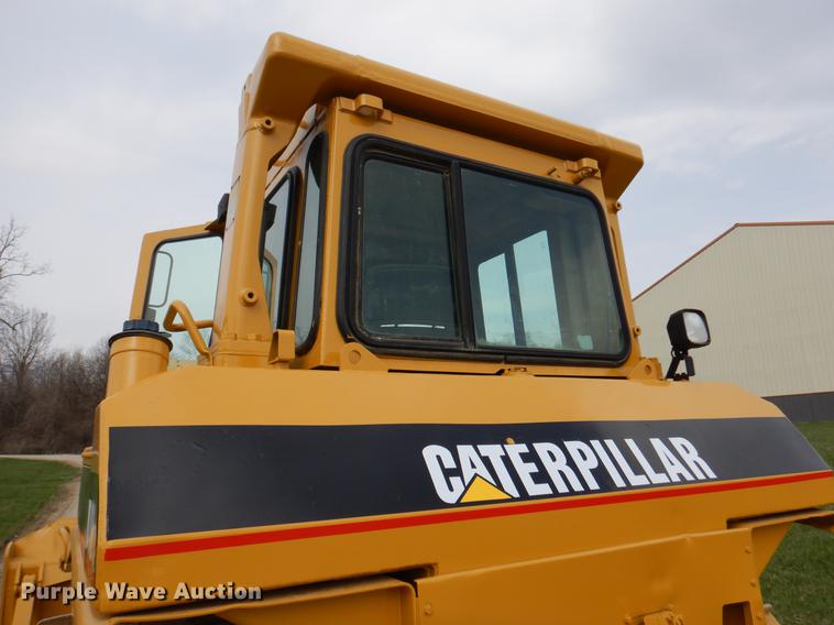 image for item DY9805 1994 Caterpillar D6H XL Series II dozer