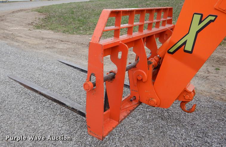 image for item DY9811 Xtreme XR842 telehandler