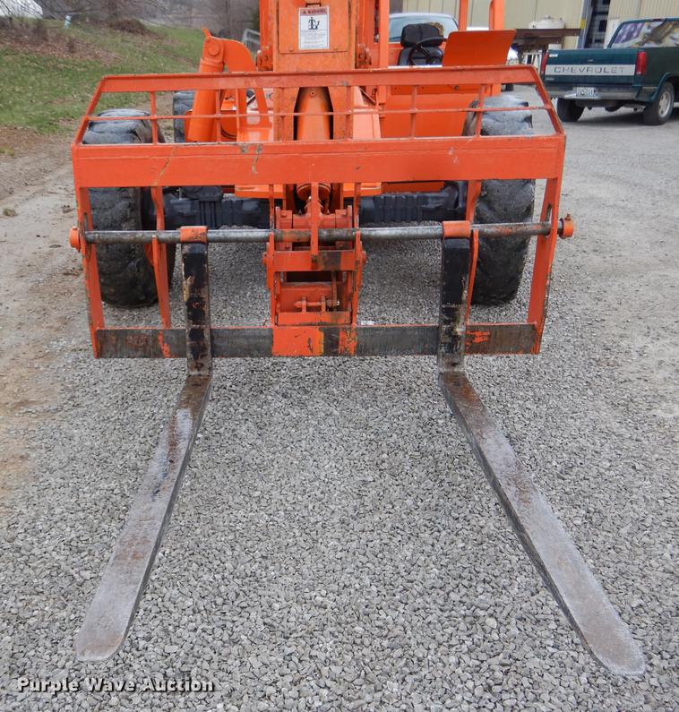 image for item DY9811 Xtreme XR842 telehandler