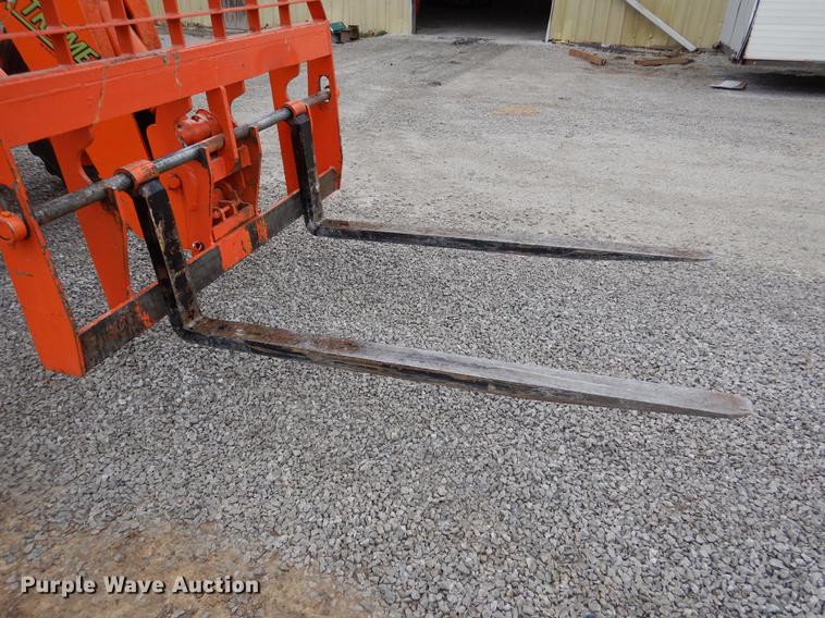 image for item DY9811 Xtreme XR842 telehandler