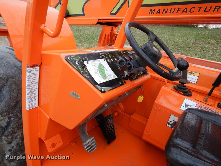 image for item DY9811 Xtreme XR842 telehandler