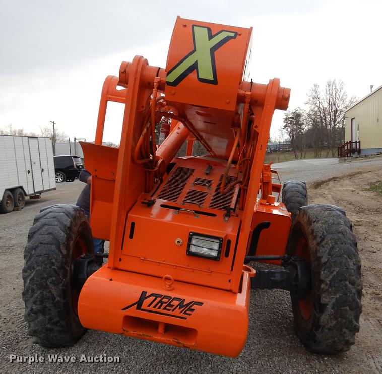 Xtreme XR842 telehandler in Richmond, MO Item DY9811 sold Purple Wave