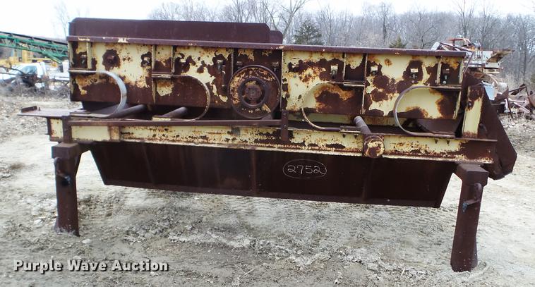 image for item EJ9021 Shaker deck screen