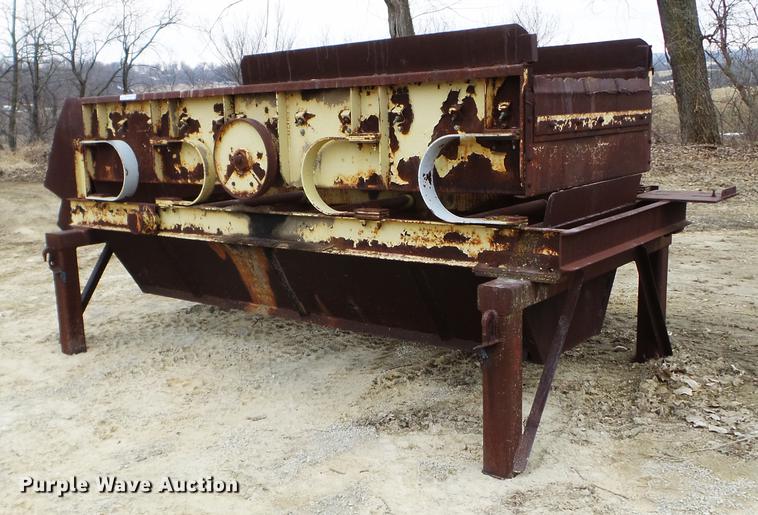 image for item EJ9021 Shaker deck screen