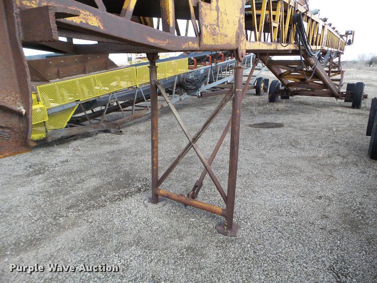 image for item EJ9027 Kolman 24X70 stacking conveyor