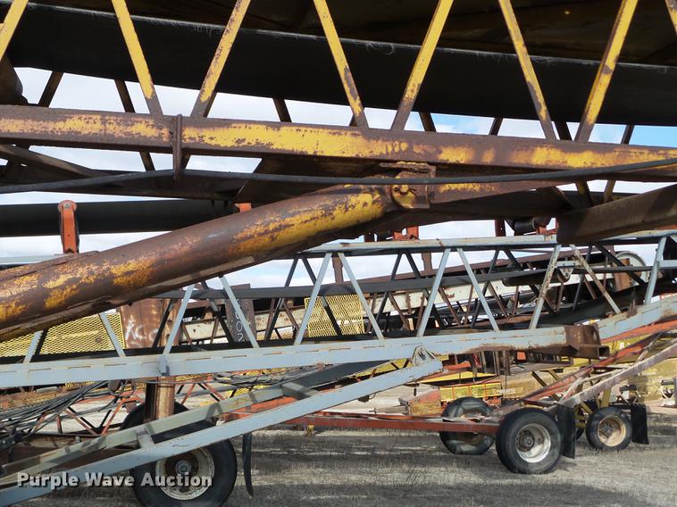 image for item EJ9027 Kolman 24X70 stacking conveyor