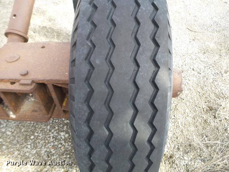 image for item EJ9027 Kolman 24X70 stacking conveyor