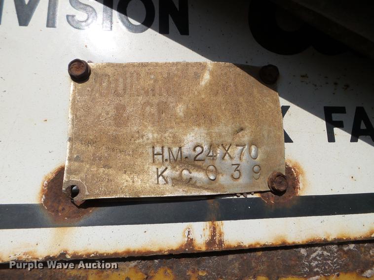 image for item EJ9027 Kolman 24X70 stacking conveyor