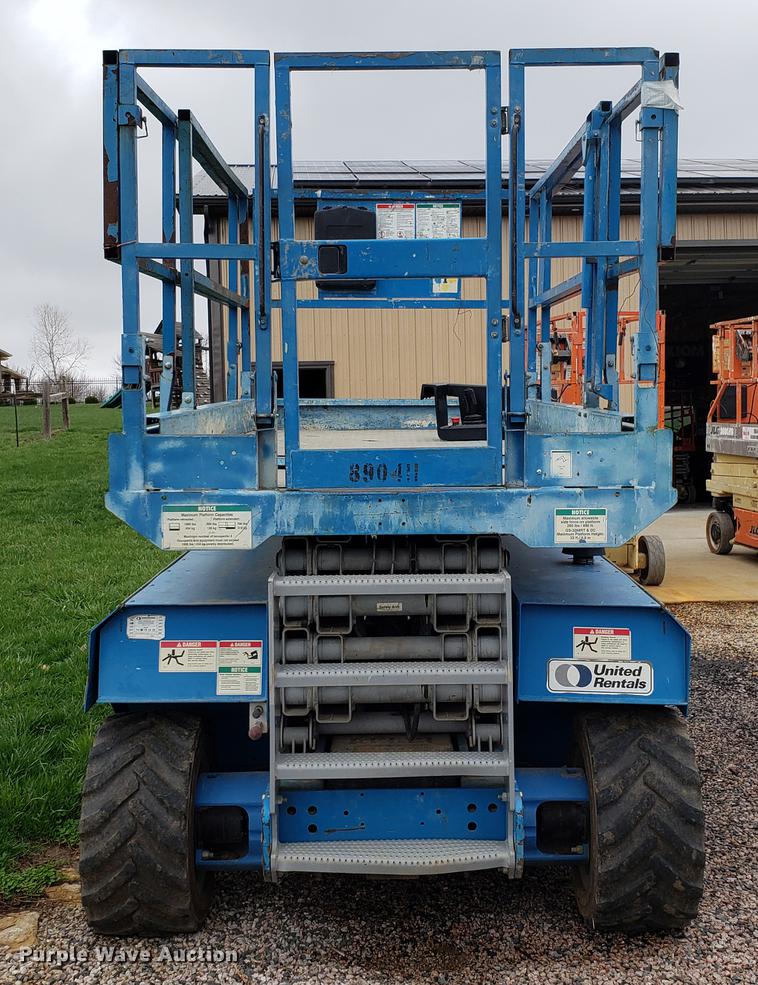 image for item EK9027 Genie GS-3268RT scissor lift