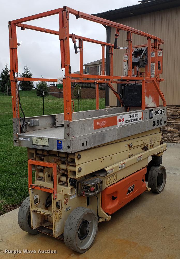 image for item EK9028 2004 JLG 2030ES scissor lift