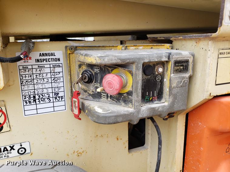 image for item EK9028 2004 JLG 2030ES scissor lift