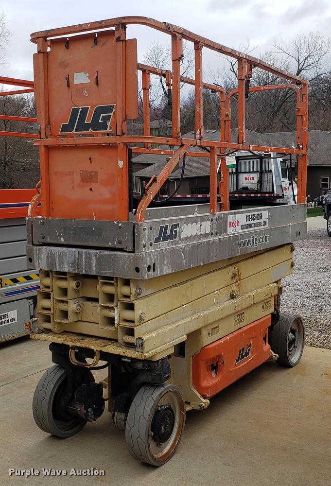 image for item EK9029 2004 JLG 2030ES scissor lift