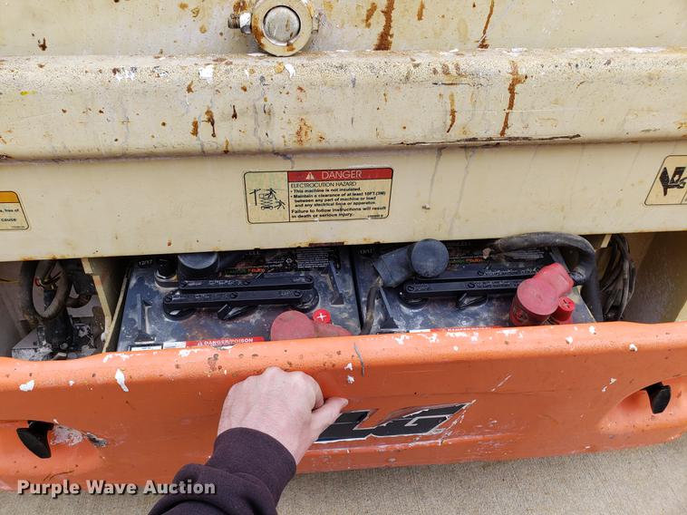 image for item EK9029 2004 JLG 2030ES scissor lift