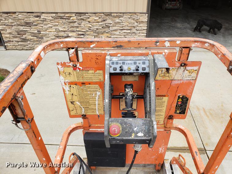 image for item EK9029 2004 JLG 2030ES scissor lift