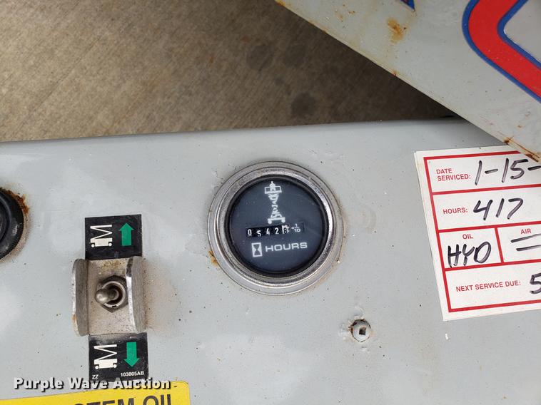 image for item EK9030 1998 Sky Jack SJIII 4830 scissor lift