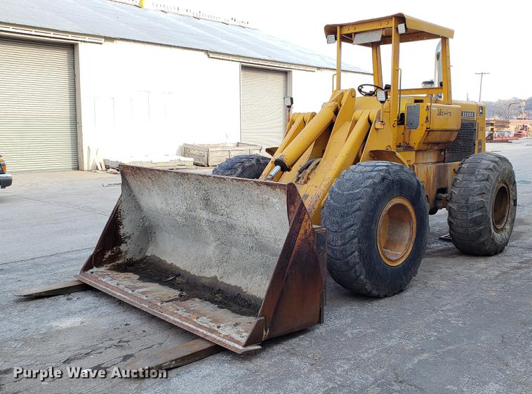 image for item EN9802 1973 John Deere 644B wheel loader