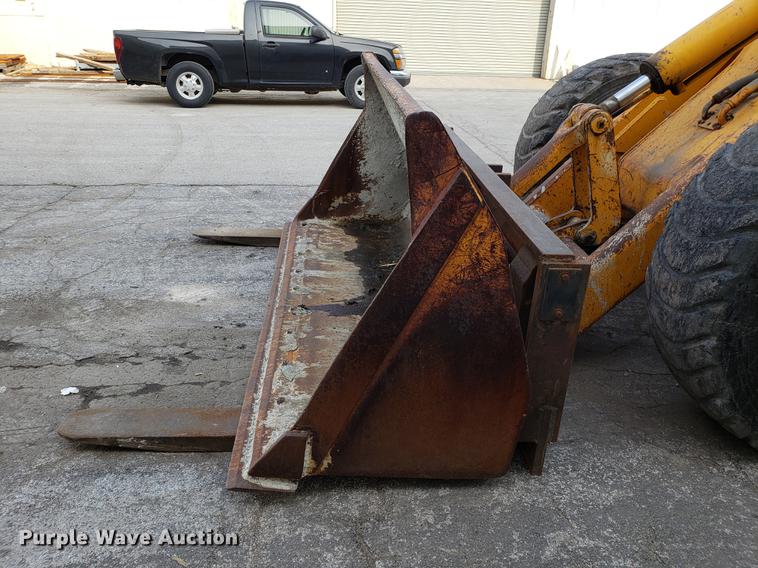 image for item EN9802 1973 John Deere 644B wheel loader