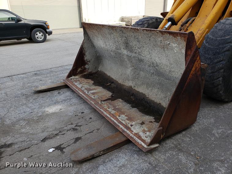 image for item EN9802 1973 John Deere 644B wheel loader