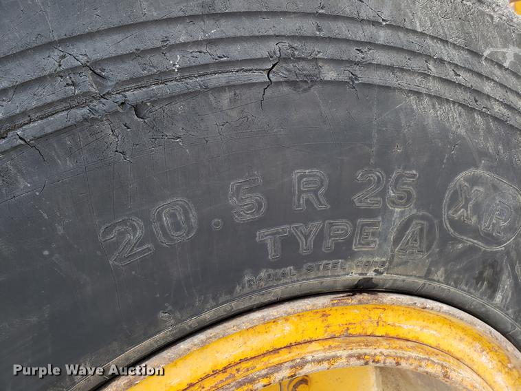 image for item EN9802 1973 John Deere 644B wheel loader