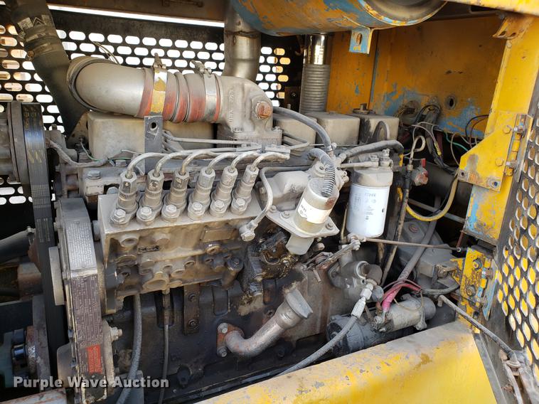 image for item EN9802 1973 John Deere 644B wheel loader