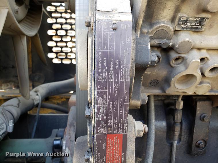 image for item EN9802 1973 John Deere 644B wheel loader