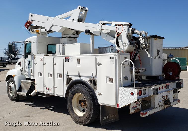image for item EN9812 2010 Kenworth T370 bucket truck