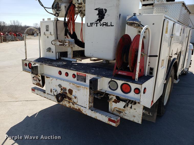 image for item EN9812 2010 Kenworth T370 bucket truck