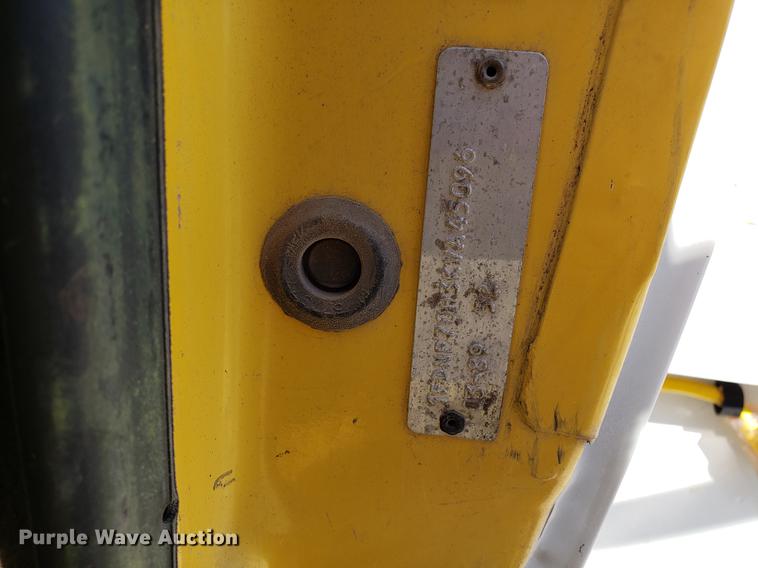 image for item EN9813 1989 Ford F700 drilling rig truck