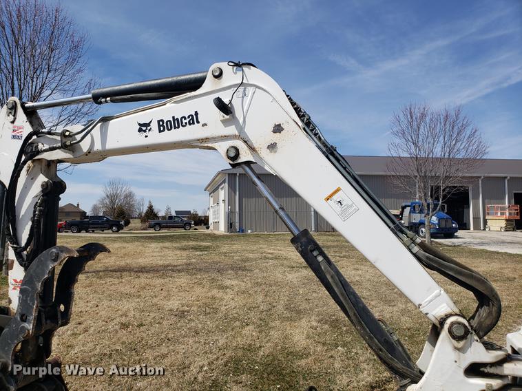 image for item EN9815 2008 Bobcat 435 mini excavator