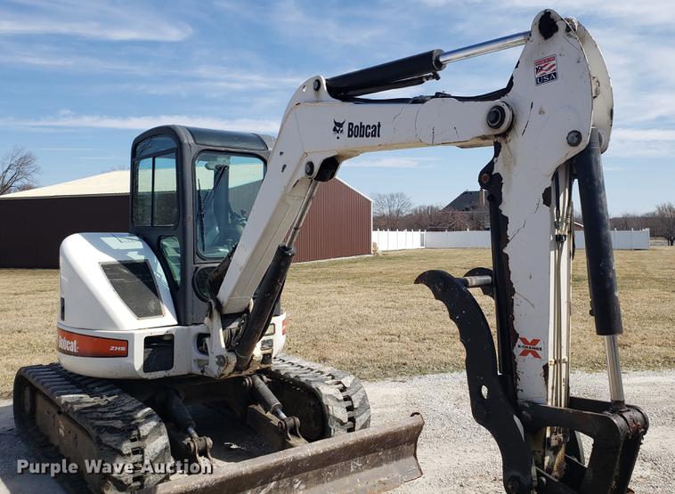 image for item EN9815 2008 Bobcat 435 mini excavator