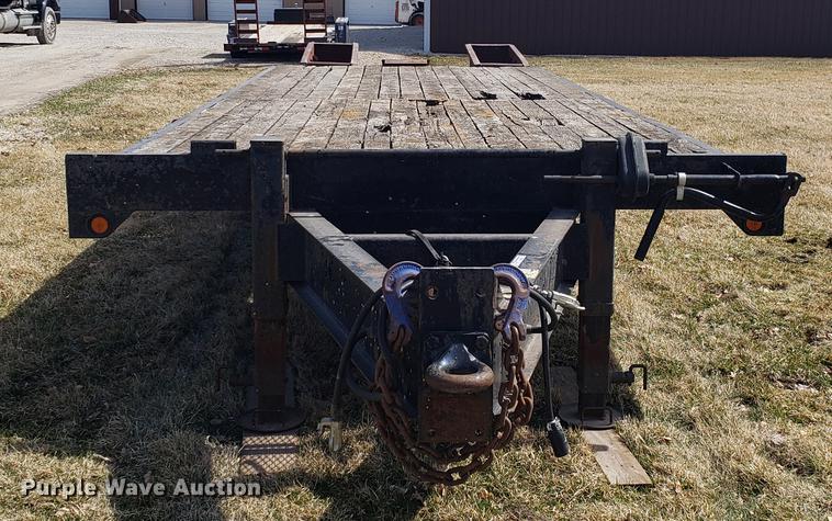 image for item EN9820 2001 Townstar T20 equipment trailer