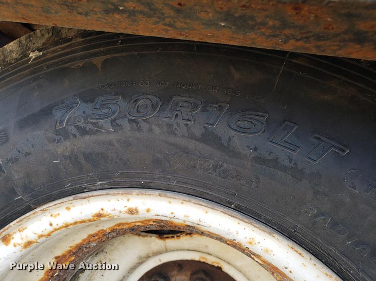 image for item EN9820 2001 Townstar T20 equipment trailer