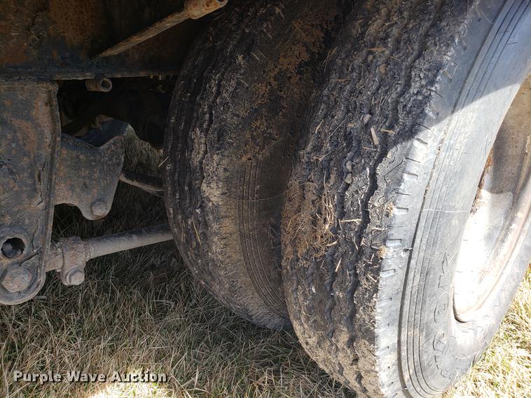 image for item EN9820 2001 Townstar T20 equipment trailer