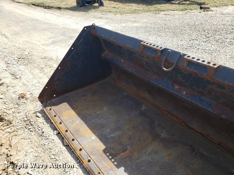 image for item EN9822 Skid steer snow bucket