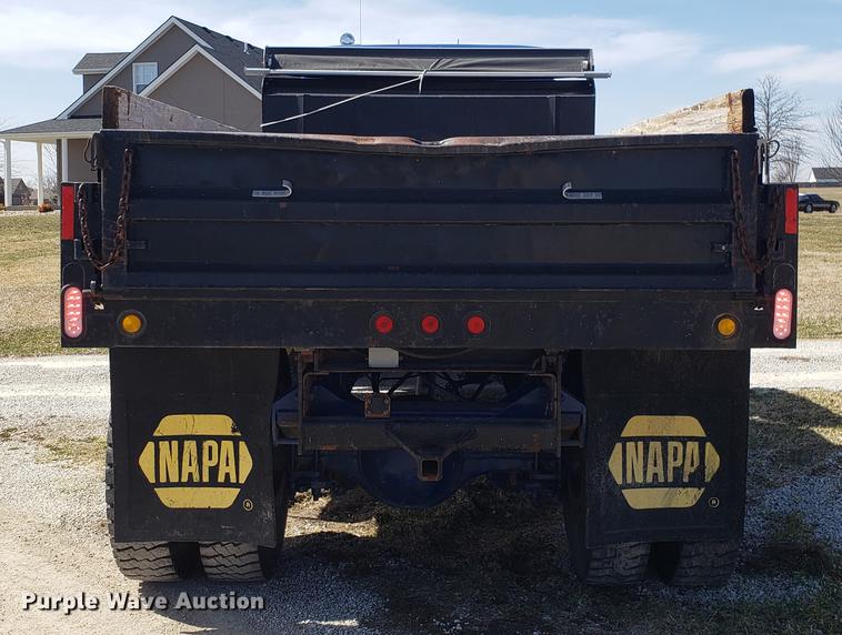 image for item EN9823 2002 Kenworth T300 dump truck