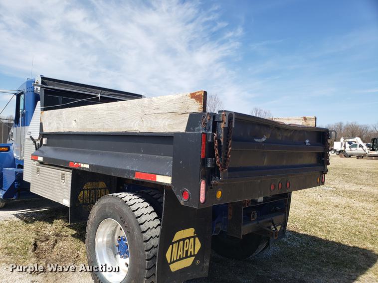 image for item EN9823 2002 Kenworth T300 dump truck