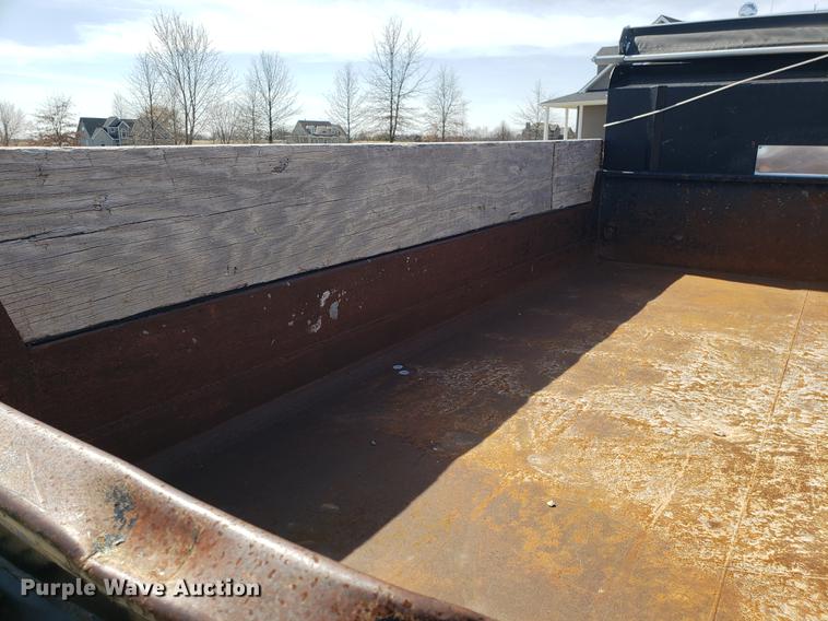 image for item EN9823 2002 Kenworth T300 dump truck