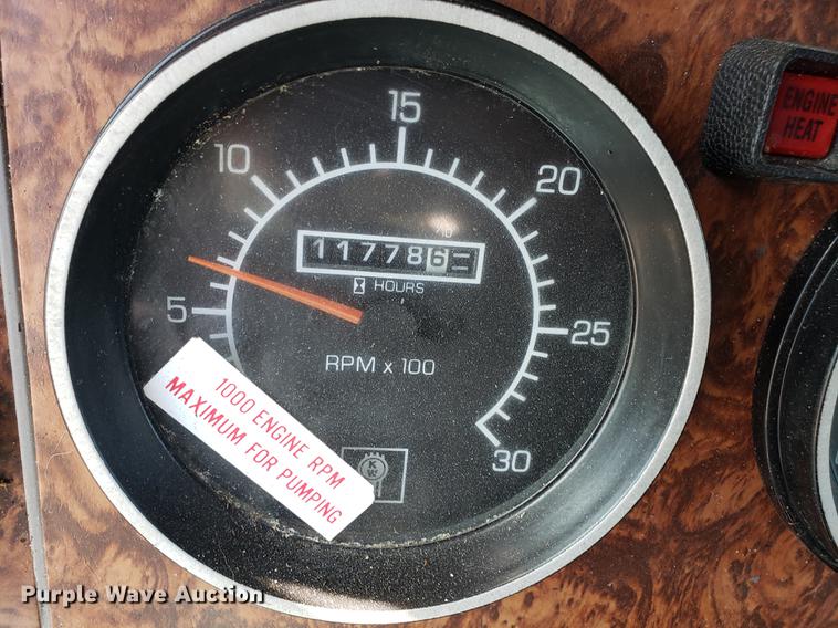 image for item EN9823 2002 Kenworth T300 dump truck