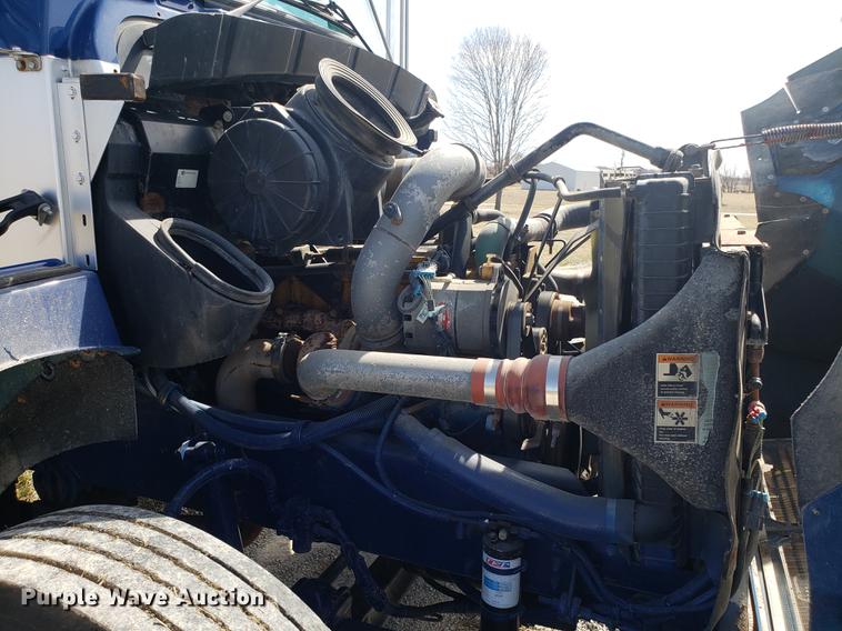 image for item EN9823 2002 Kenworth T300 dump truck