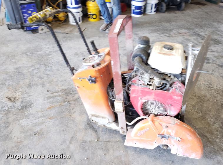 image for item EN9830 Clipper concrete saw