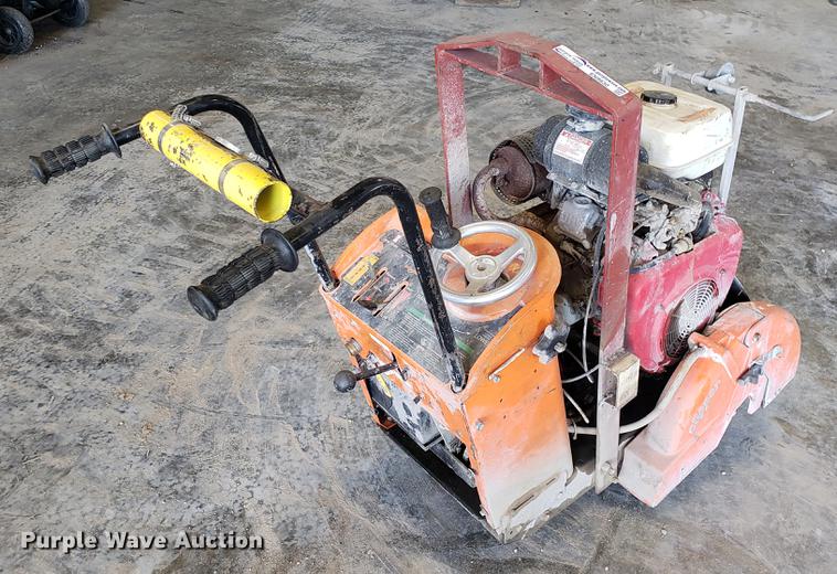 image for item EN9830 Clipper concrete saw