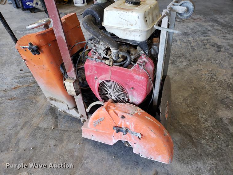 image for item EN9830 Clipper concrete saw