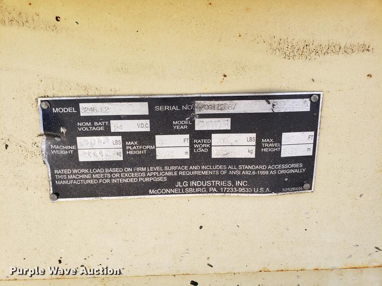 image for item EN9831 2003 JLG 3246E2 scissor lift
