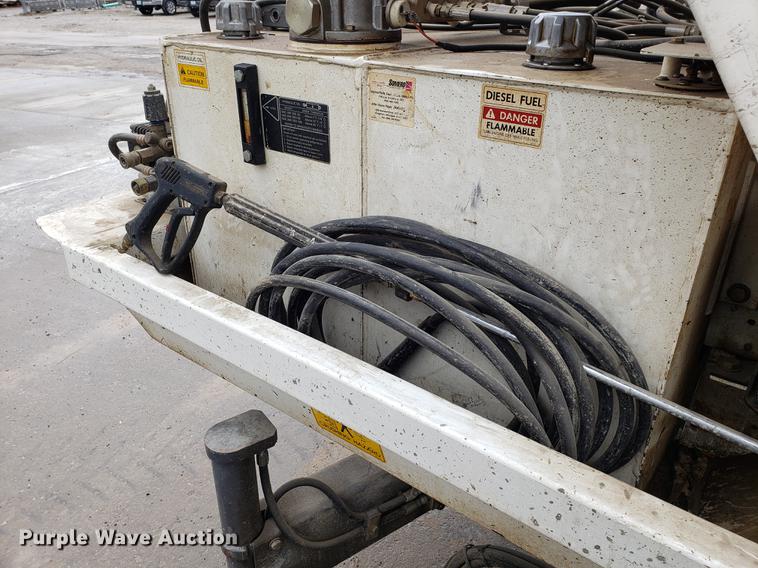 image for item EN9858 1999 Somero S100 laser screed