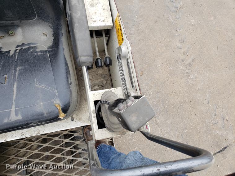 image for item EN9858 1999 Somero S100 laser screed