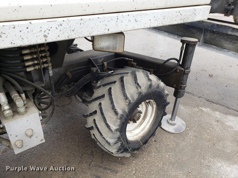 image for item EN9858 1999 Somero S100 laser screed